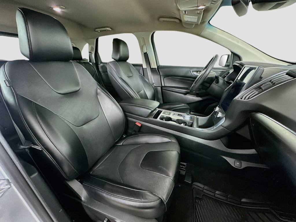 Thumbnail: 2022 Ford Edge - 12