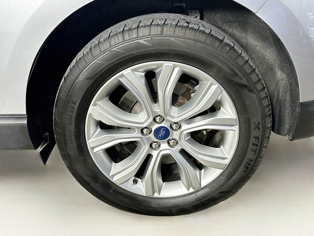Thumbnail: 2022 Ford Edge - 8