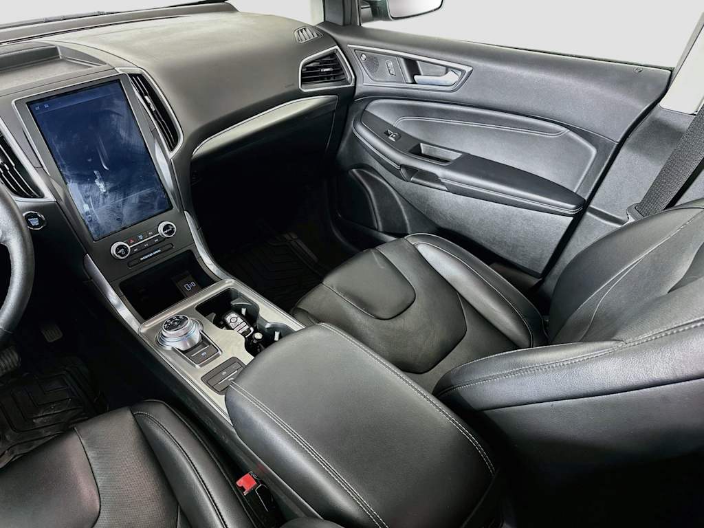 Thumbnail: 2022 Ford Edge - 14