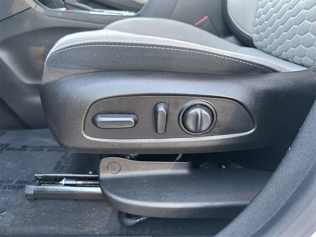 Thumbnail: 2019 Chevrolet Equinox - 15