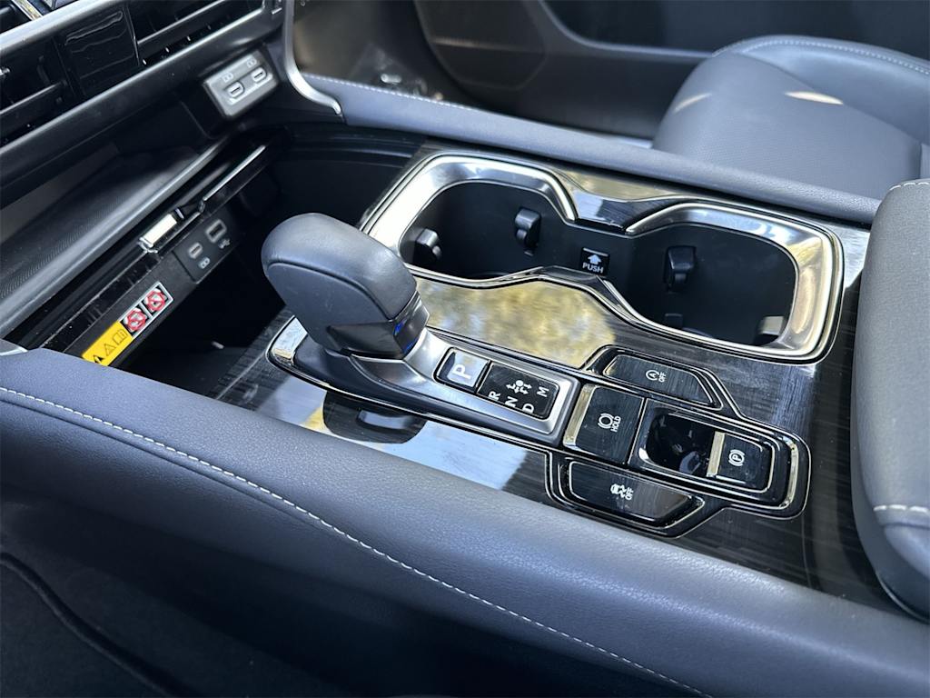 Thumbnail: 2024 Lexus RX - 12