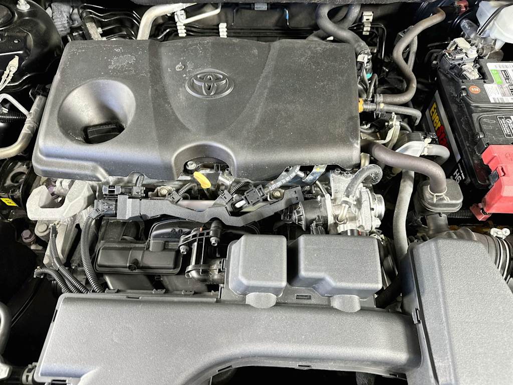 Thumbnail: 2022 Toyota RAV4 - 8