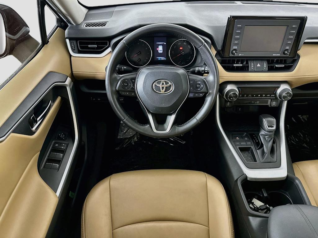 Thumbnail: 2022 Toyota RAV4 - 9