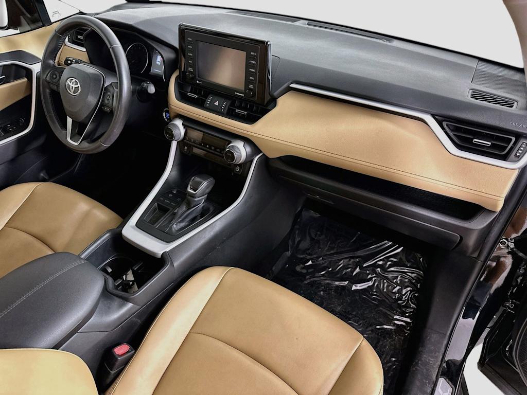 Thumbnail: 2022 Toyota RAV4 - 32
