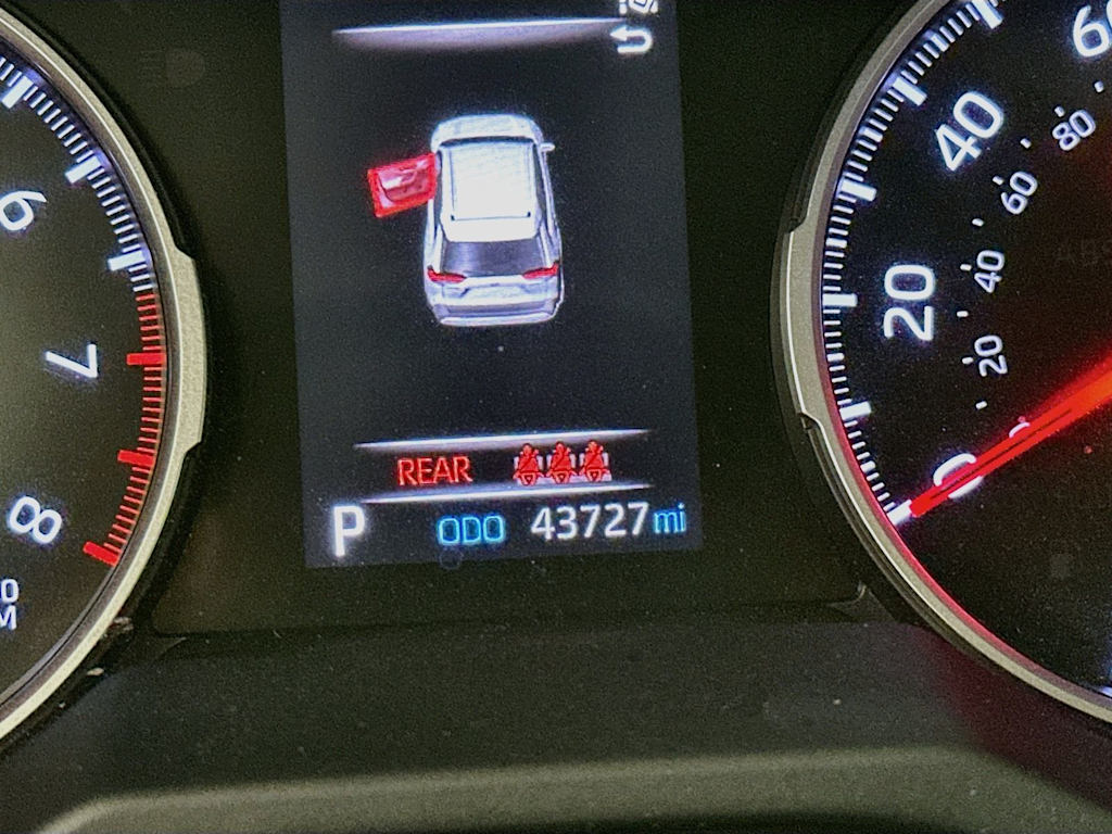 Thumbnail: 2021 Toyota RAV4 - 18