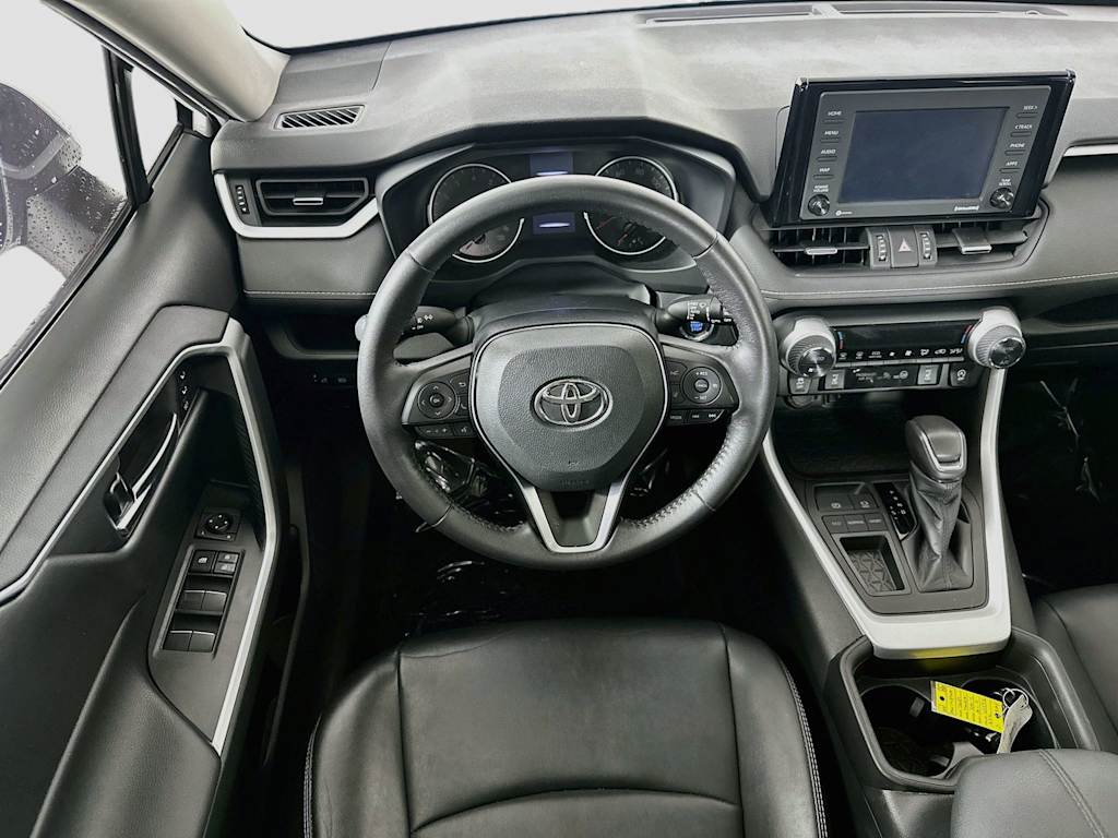 Thumbnail: 2021 Toyota RAV4 - 10