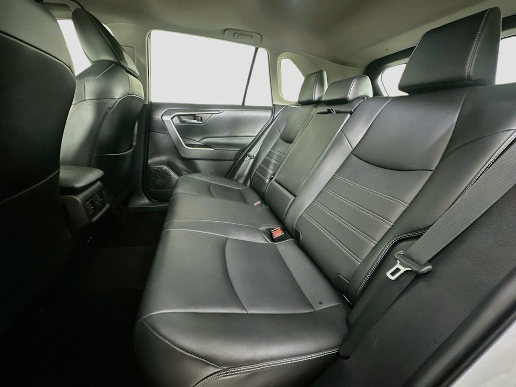 Thumbnail: 2021 Toyota RAV4 - 13