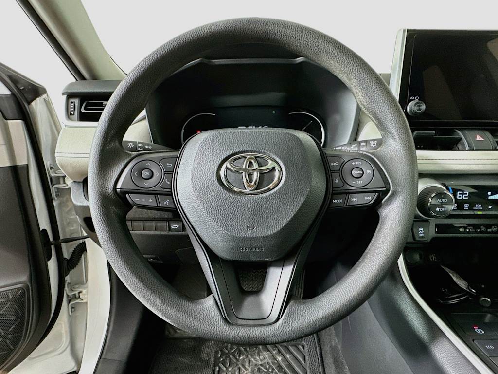 Thumbnail: 2023 Toyota RAV4 - 14