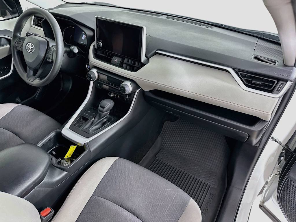 Thumbnail: 2025 Toyota RAV4 - 33
