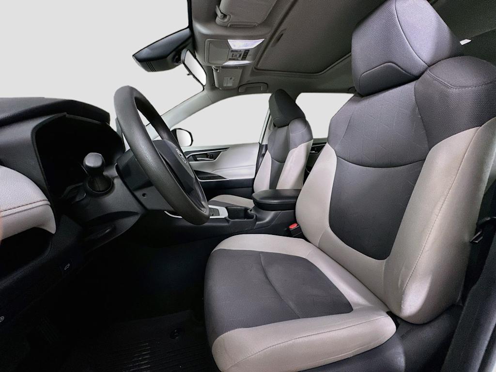 Thumbnail: 2025 Toyota RAV4 - 11