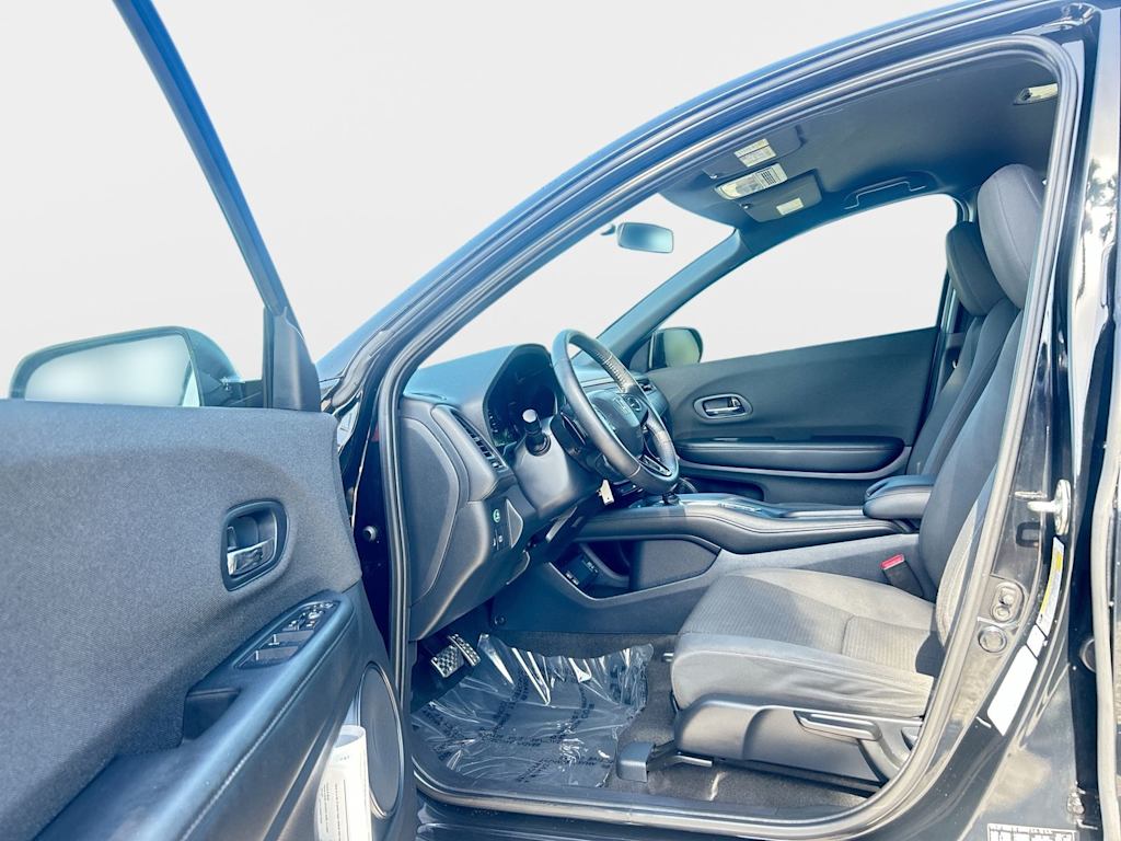 Thumbnail: 2019 Honda HR-V - 8