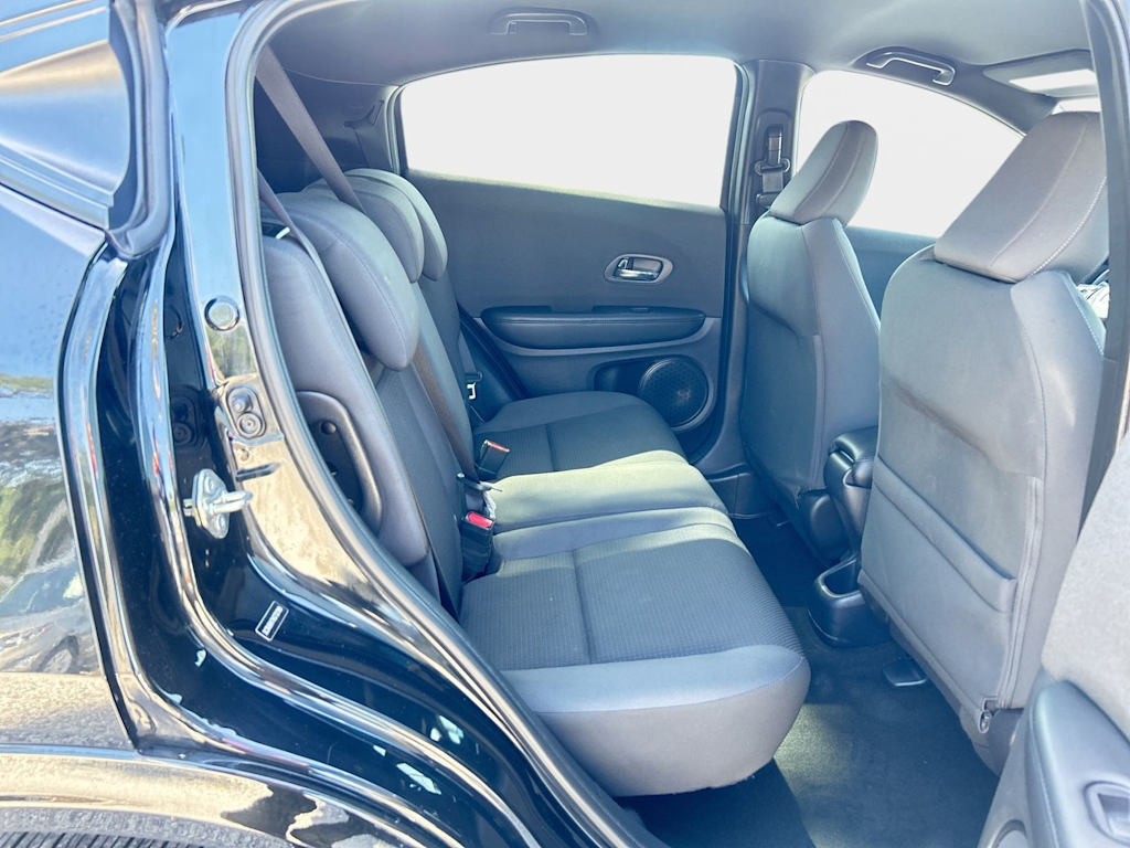 Thumbnail: 2019 Honda HR-V - 17