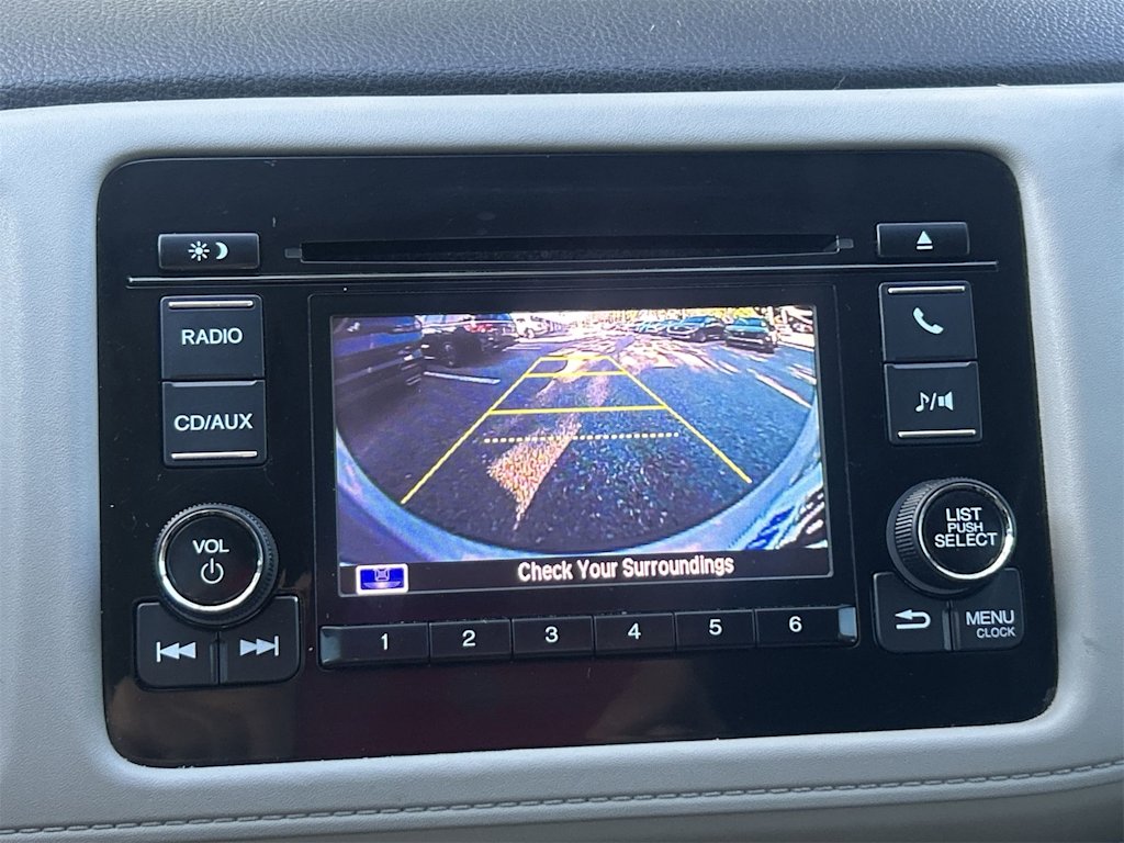 Thumbnail: 2016 Honda HR-V - 14