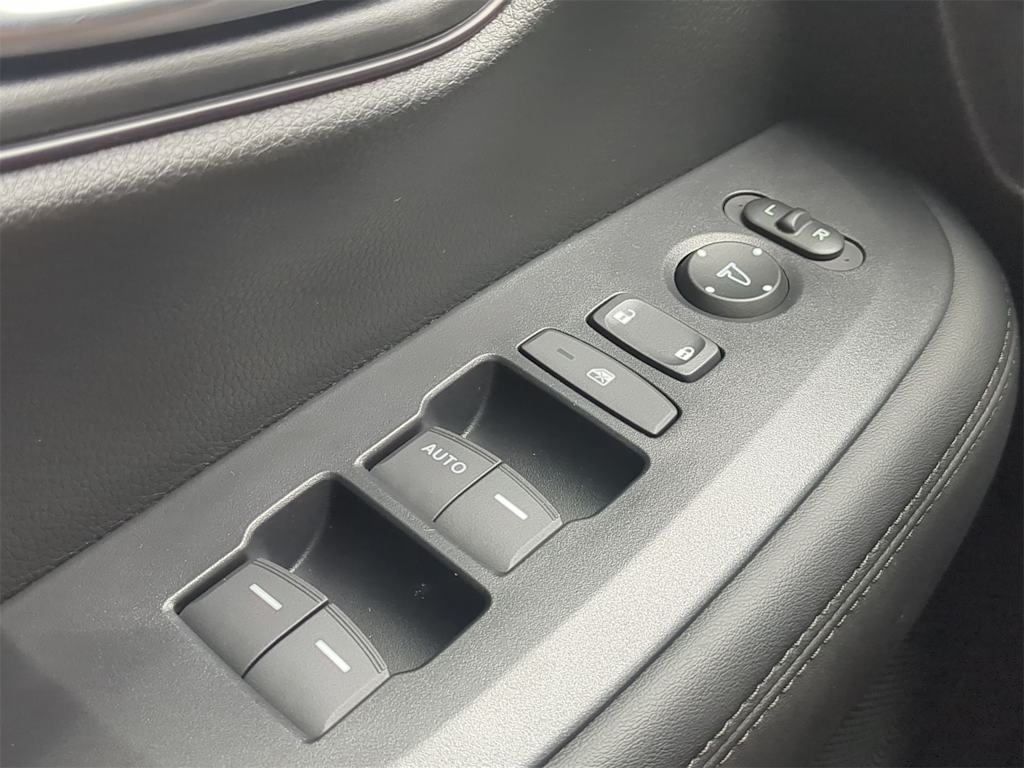 Thumbnail: 2026 Honda HR-V - 22