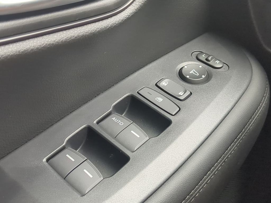 Thumbnail: 2026 Honda HR-V - 22