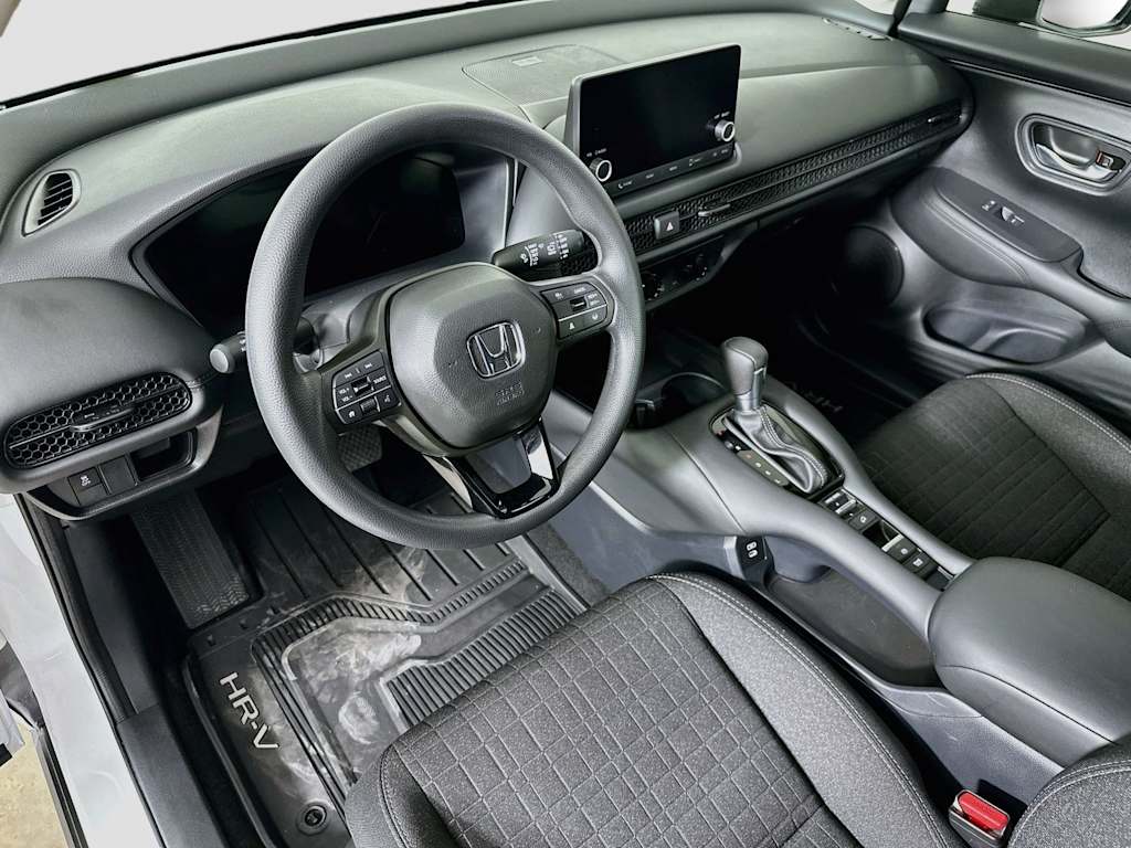 Thumbnail: 2025 Honda HR-V - 2