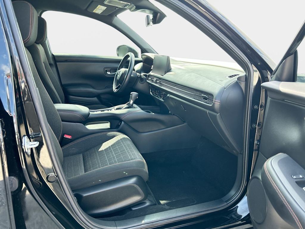 Thumbnail: 2025 Honda HR-V - 9