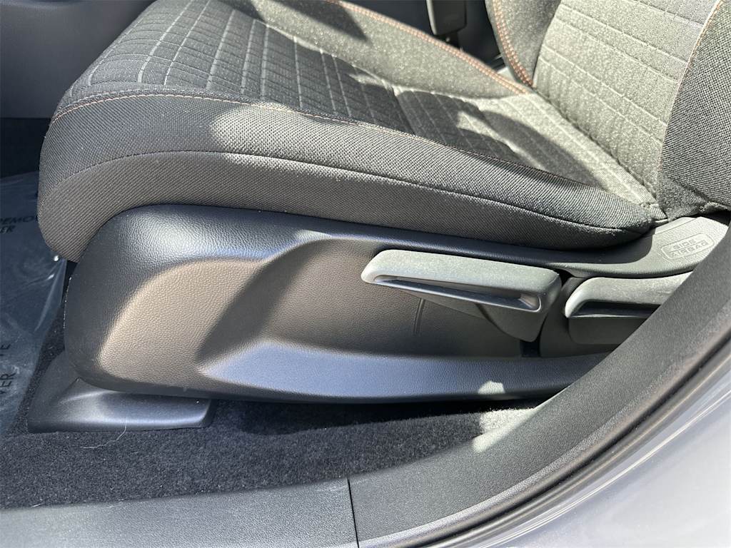 Thumbnail: 2025 Honda HR-V - 15