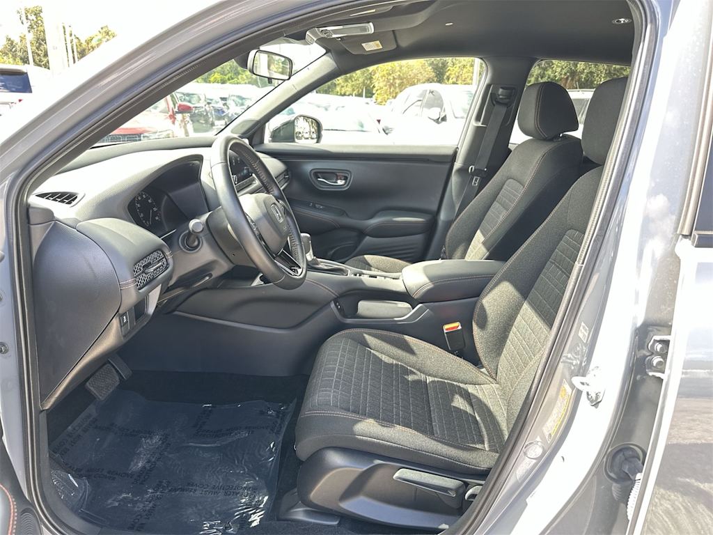 Thumbnail: 2025 Honda HR-V - 8