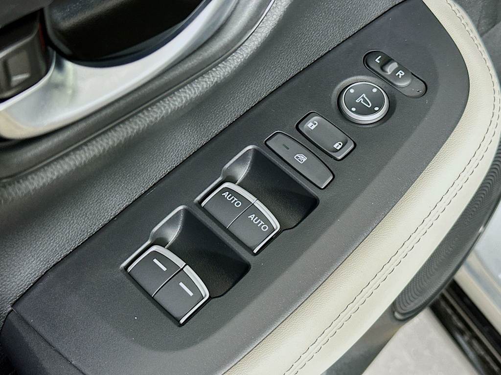 Thumbnail: 2027 Honda HR-V - 27