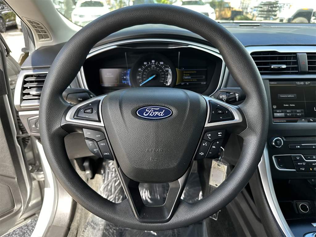 Thumbnail: 2016 Ford Fusion - 2