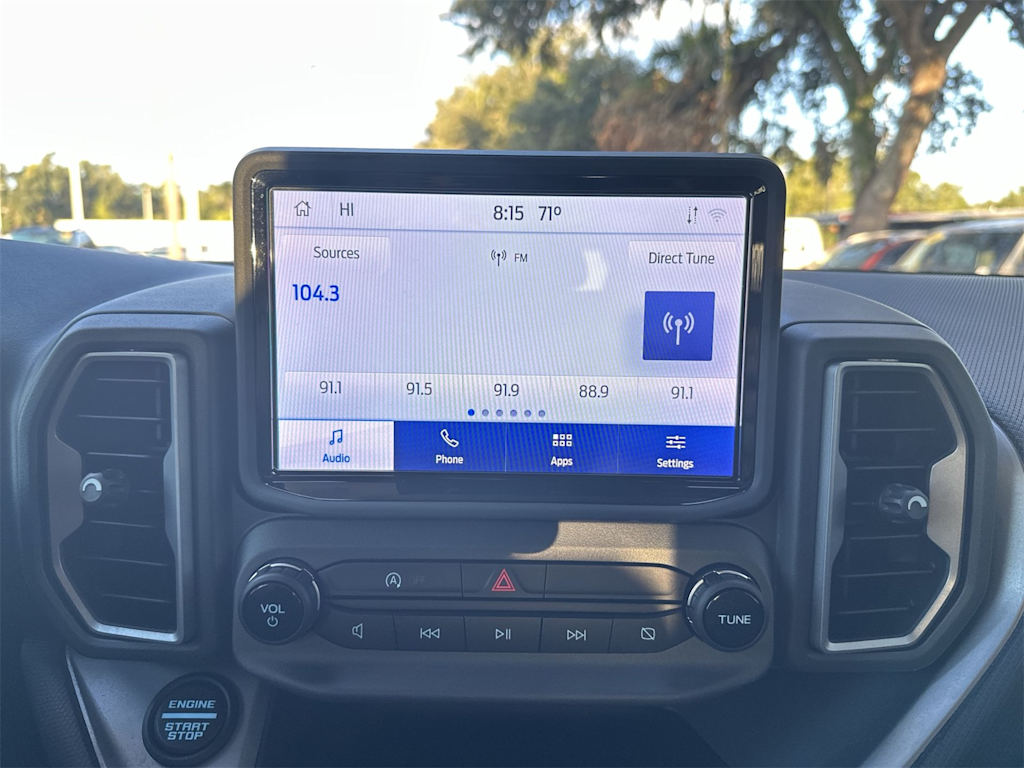 Thumbnail: 2022 Ford Bronco Sport - 11