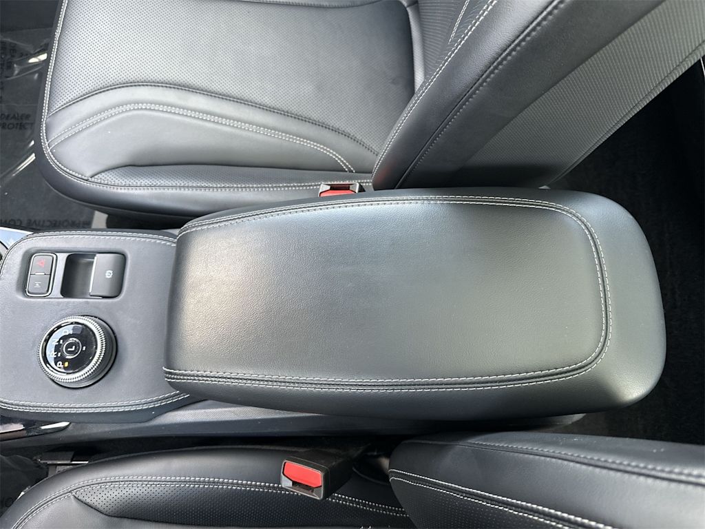 Thumbnail: 2022 Ford Mustang Mach-E - 19