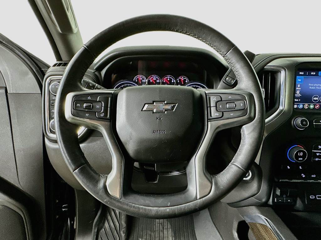 Thumbnail: 2022 Chevrolet Silverado 1500 - 15