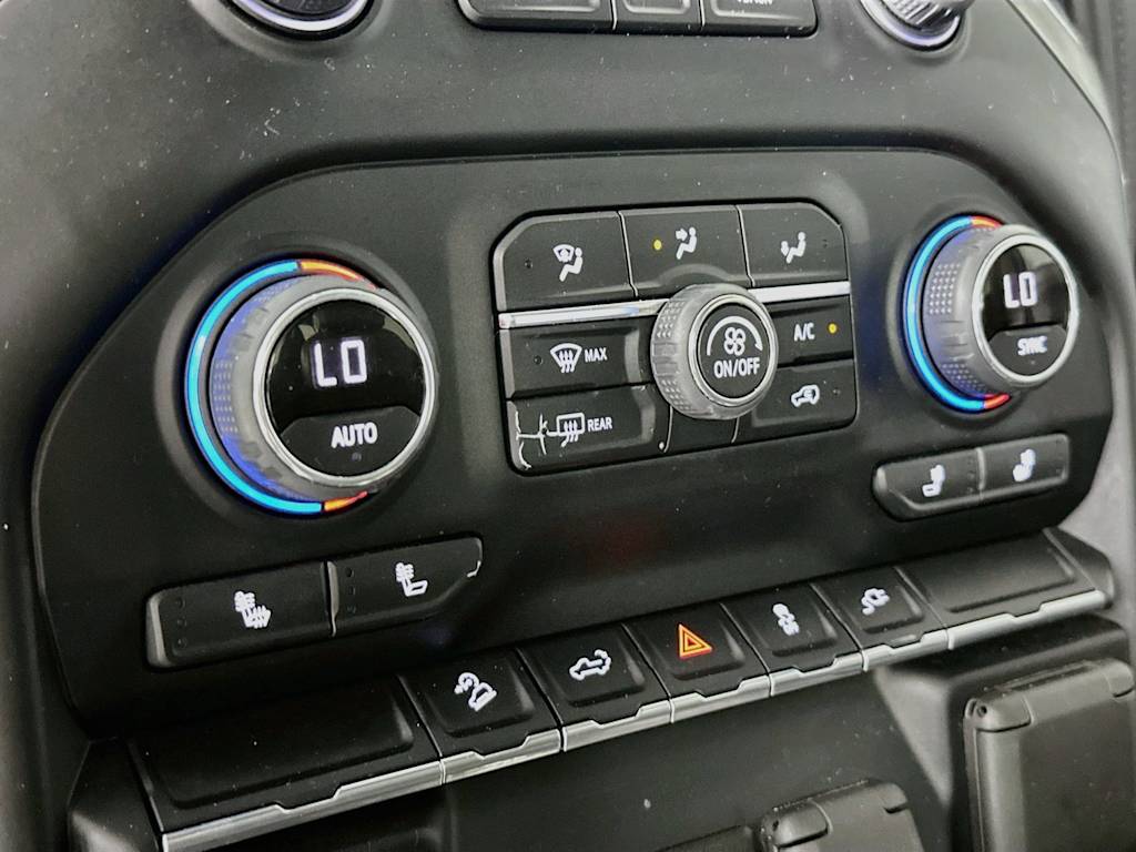 Thumbnail: 2022 Chevrolet Silverado 1500 - 21