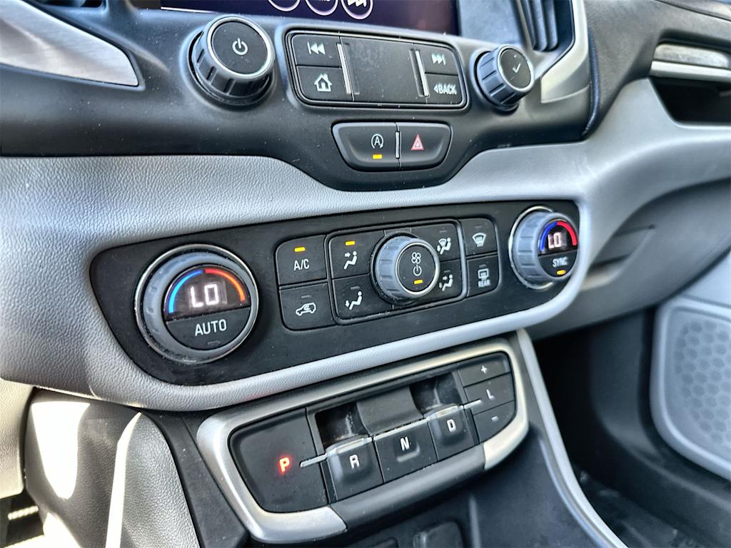 Thumbnail: 2024 GMC Terrain - 21