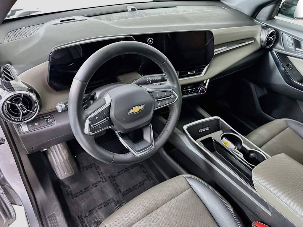 Thumbnail: 2025 Chevrolet Equinox - 2