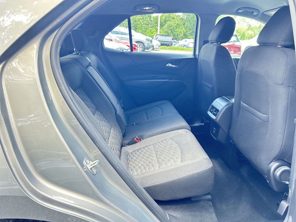 Thumbnail: 2019 Chevrolet Equinox - 18