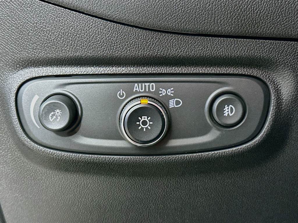 Thumbnail: 2023 Chevrolet Equinox - 27