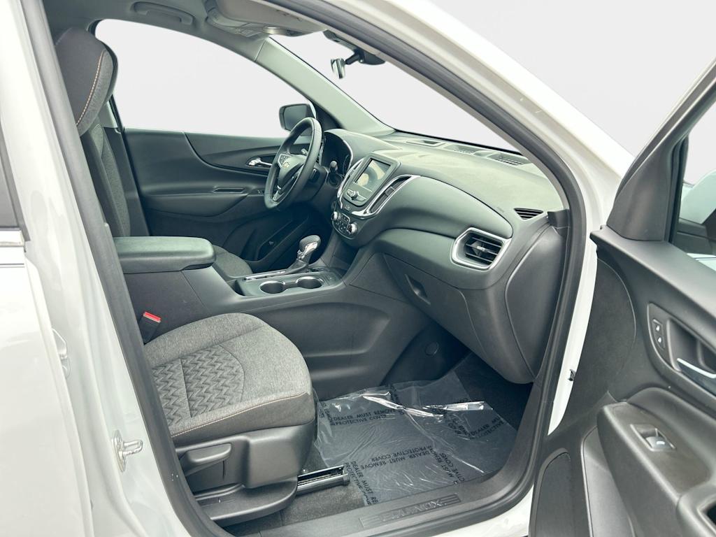 Thumbnail: 2024 Chevrolet Equinox - 11