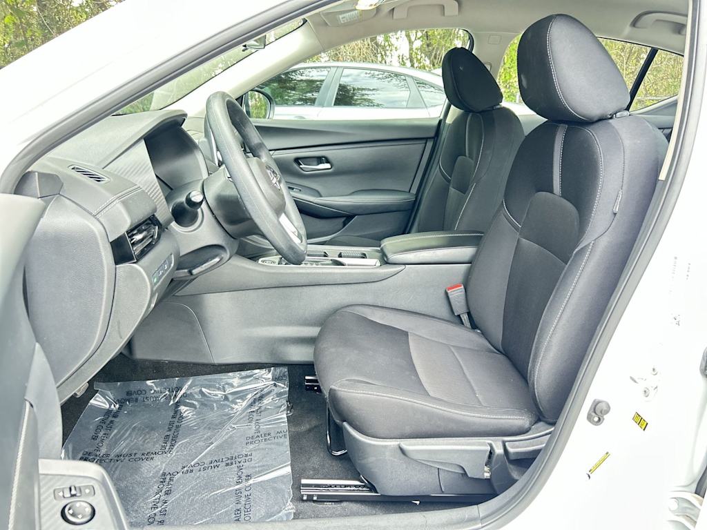 Thumbnail: 2024 Nissan Sentra - 9