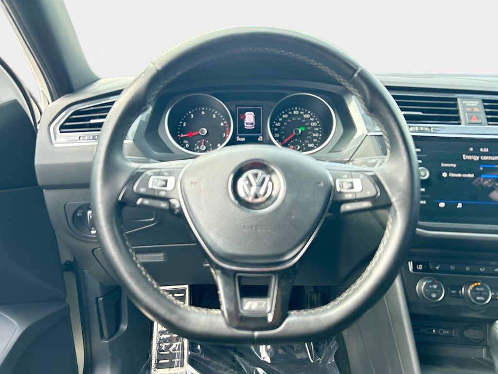 Thumbnail: 2020 Volkswagen Tiguan - 8