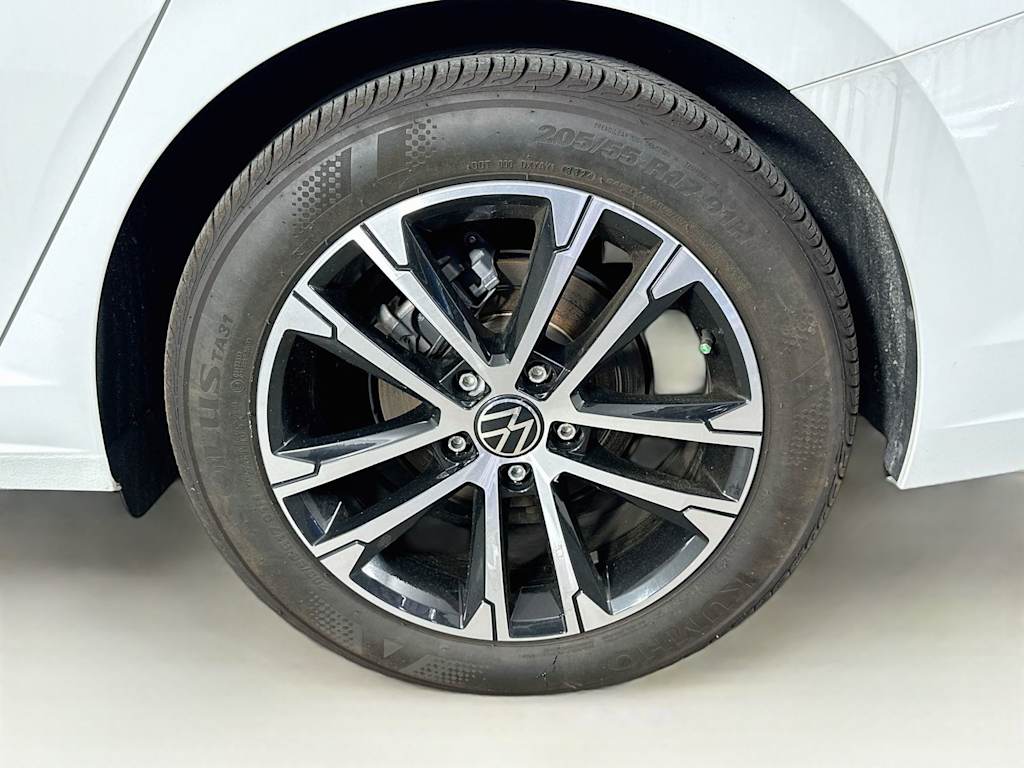 Thumbnail: 2025 Volkswagen Jetta - 8