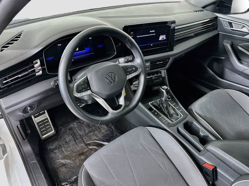 Thumbnail: 2025 Volkswagen Jetta - 2