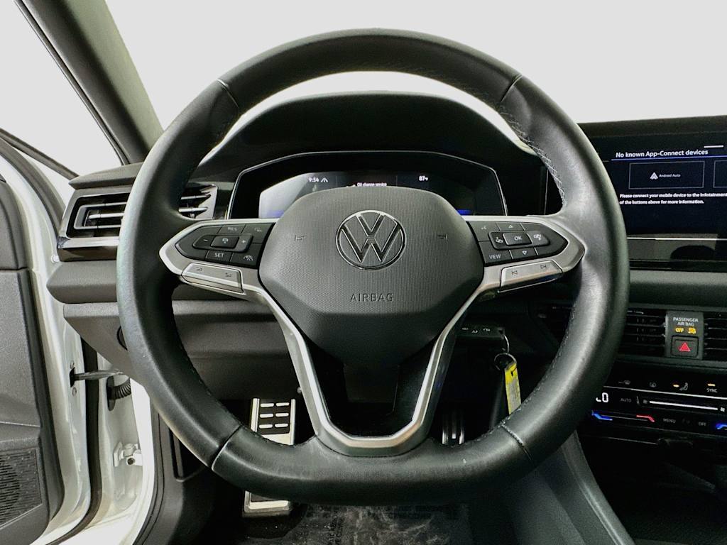 Thumbnail: 2025 Volkswagen Jetta - 13