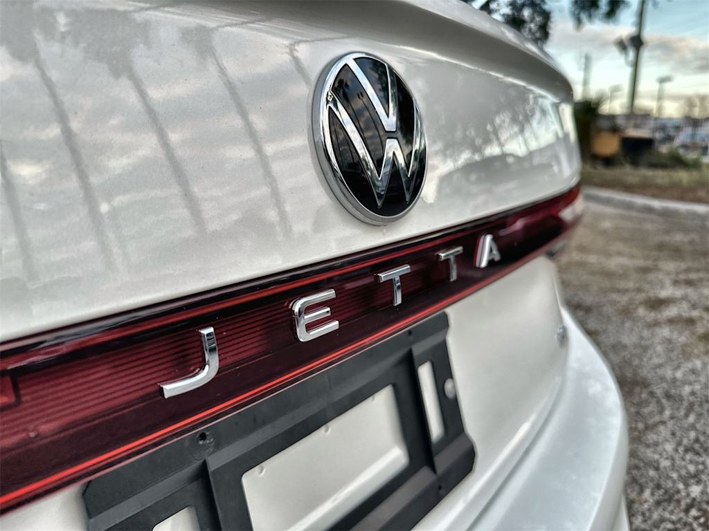 Thumbnail: 2025 Volkswagen Jetta - 7