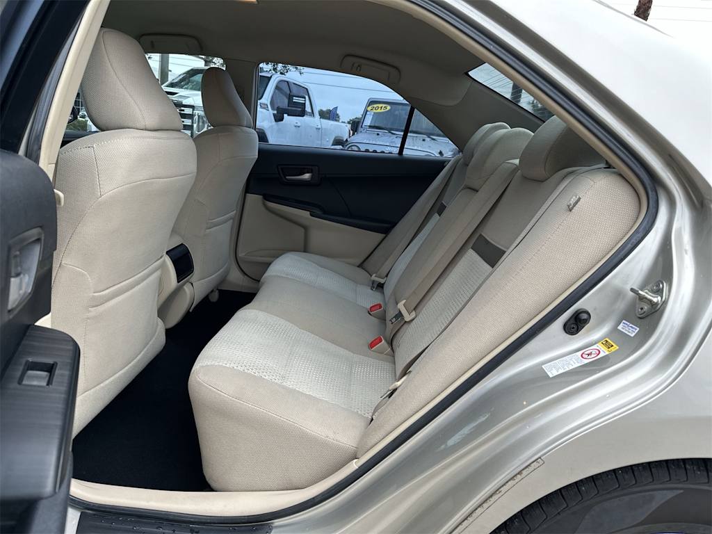 Thumbnail: 2014 Toyota Camry - 11