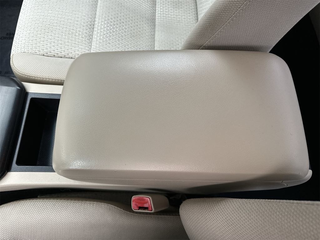 Thumbnail: 2014 Toyota Camry - 20