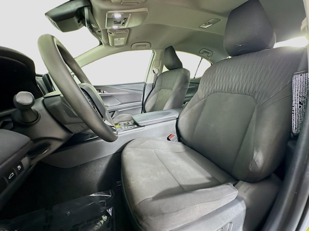 Thumbnail: 2025 Toyota Camry - 10
