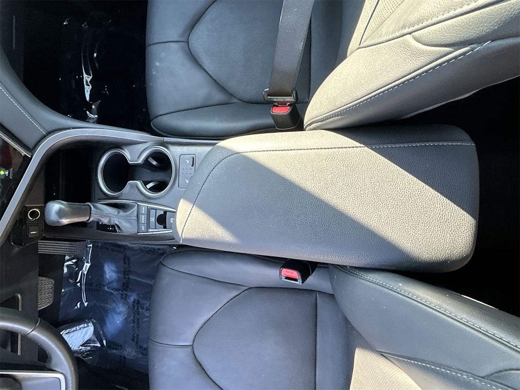 Thumbnail: 2024 Toyota Camry - 22