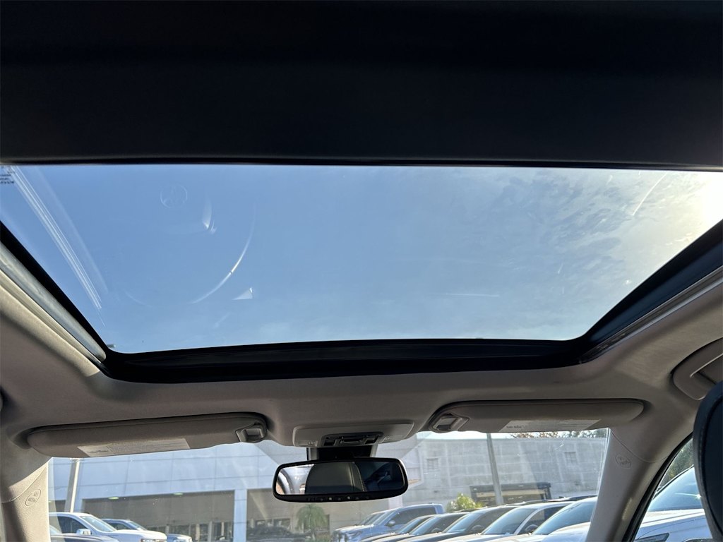 Thumbnail: 2024 Toyota Camry - 23