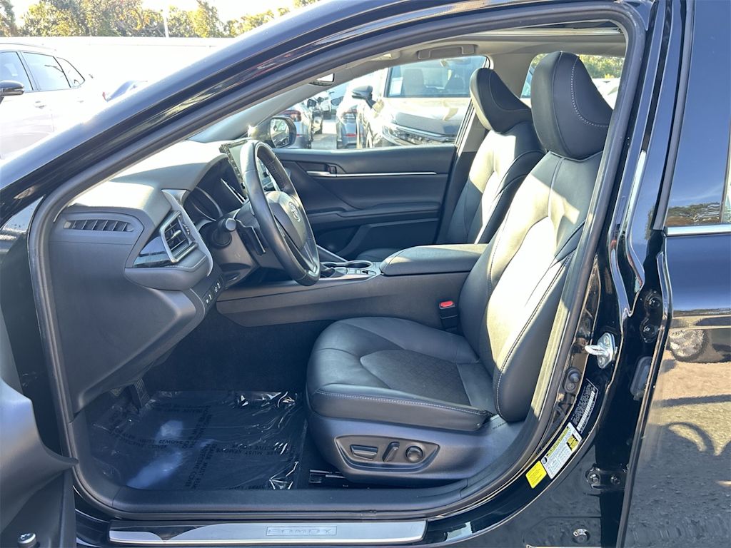 Thumbnail: 2024 Toyota Camry - 10