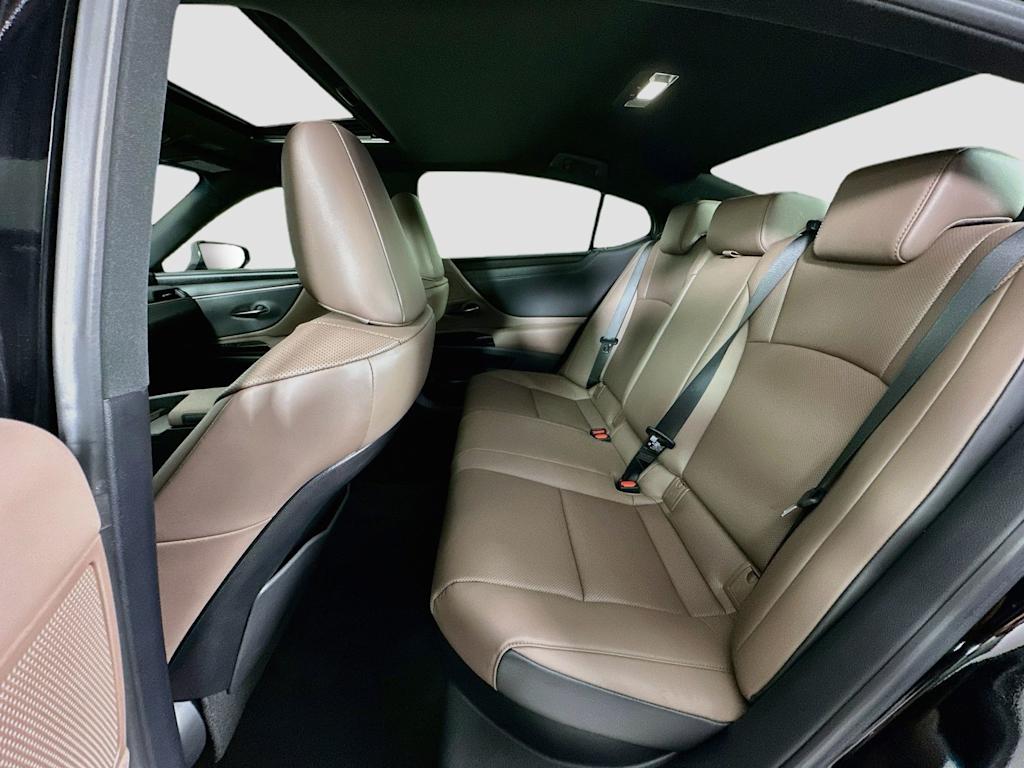 Thumbnail: 2024 Lexus ES - 12