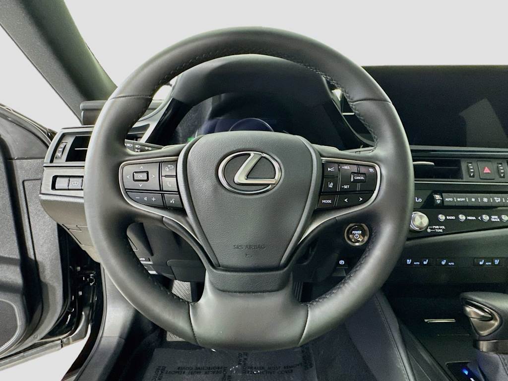 Thumbnail: 2024 Lexus ES - 14