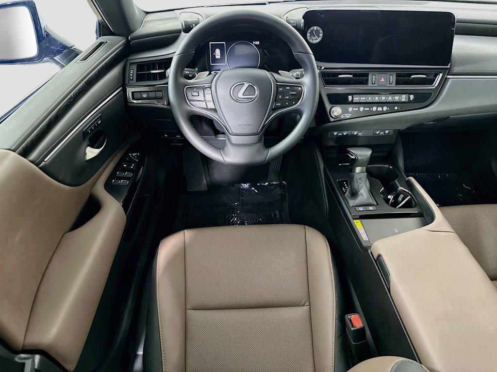 Thumbnail: 2024 Lexus ES - 9