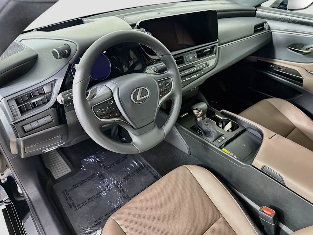 Thumbnail: 2024 Lexus ES - 2